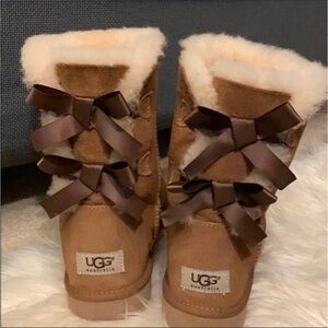 UGG Brown Winter Boots with Fur Lining and Bows